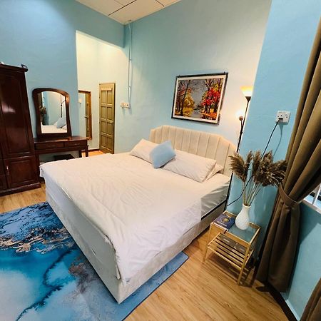 Pulai Field Aa Homestay Kangar Exterior foto
