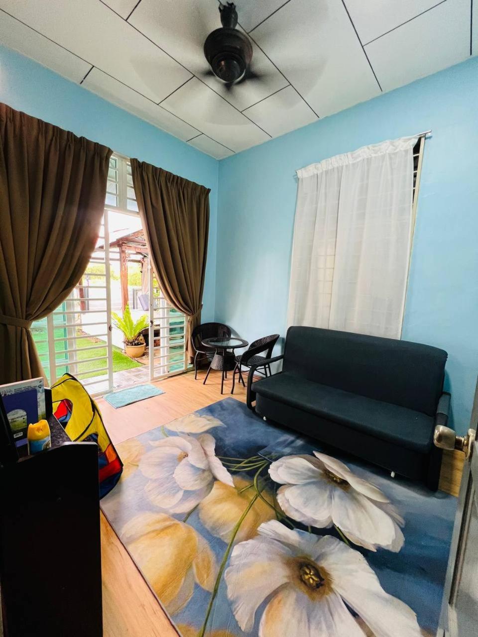 Pulai Field Aa Homestay Kangar Exterior foto